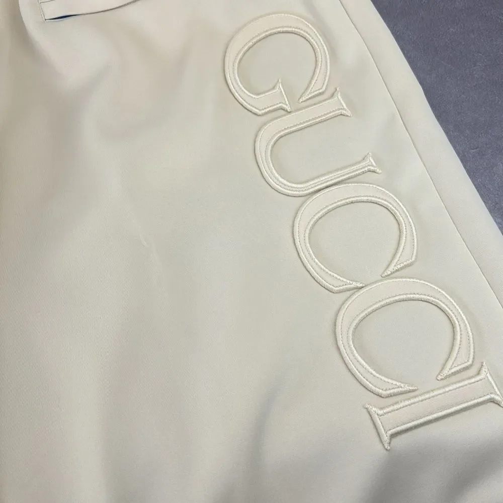 Gucci NWT Logo Embossed Web Stripe Basketball Shorts Medium